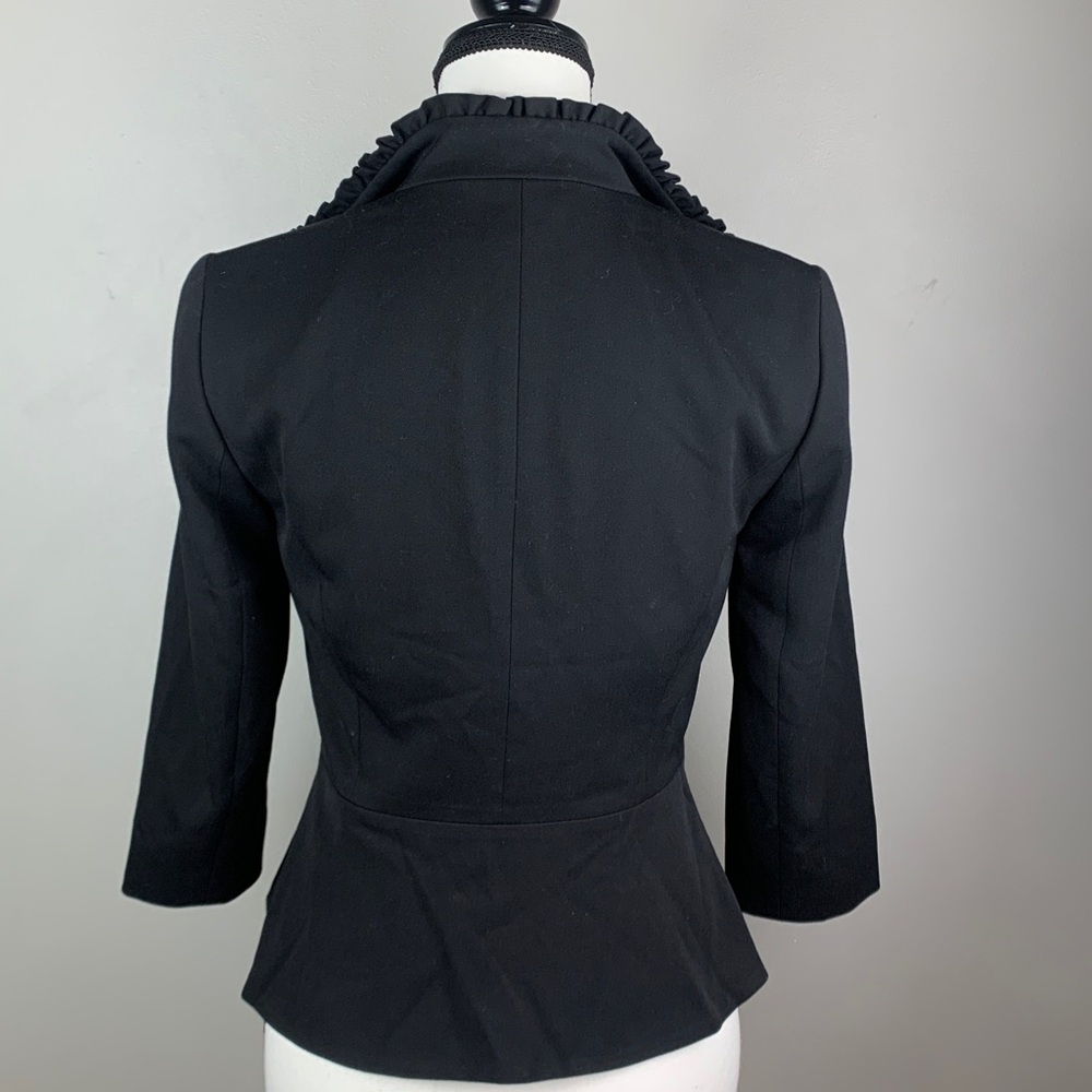 White House Black Market Seasonless Ruffle Blazer NEW! - Picture 4 of 9